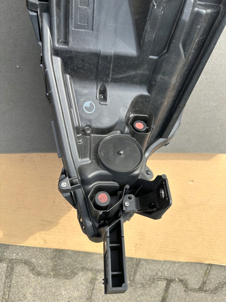 Купить Subaru solterra лампа передняя правая full led версия европа