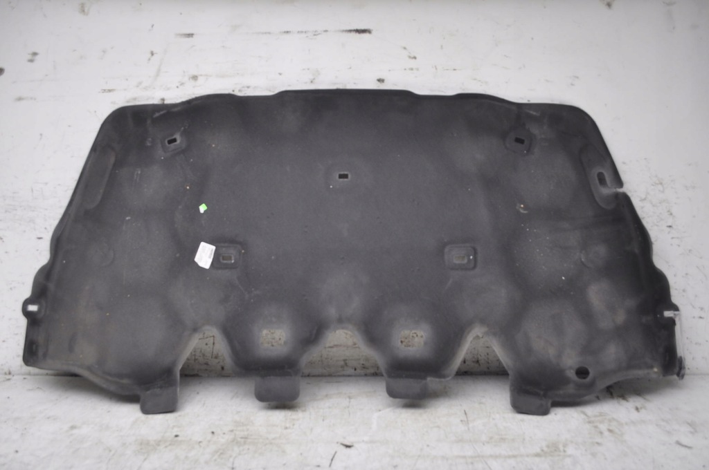 фото №5, Volvo v40 ii шумоизоляция подкрылок капот клипсы