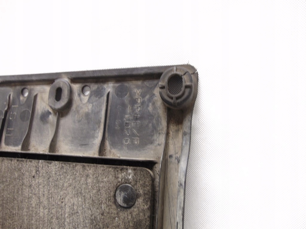 Купити Захист підвіска lexus ls iv ls600h 06-12 5816750020