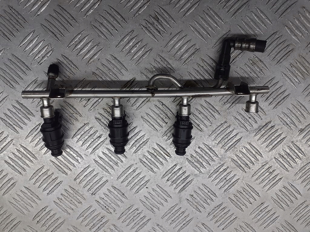 фото №1, Молдинг впрыскная opel signum 1.8