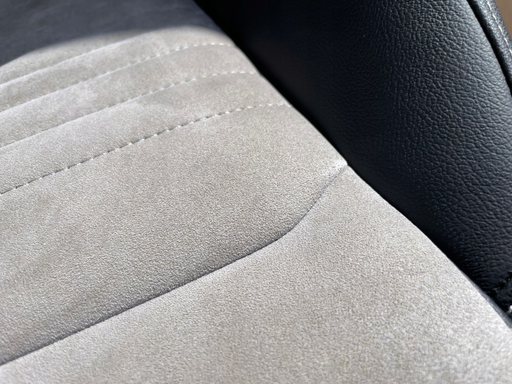 фото №5, Сидіння заднє сидіння passat b8 kombi jak nowe ergo комфорт jak nowe шкіра alcantar