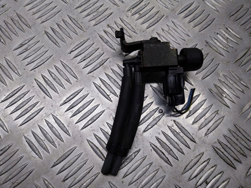 фото №1, Клапан вакуумa honda accord vii 2.0 v-tec