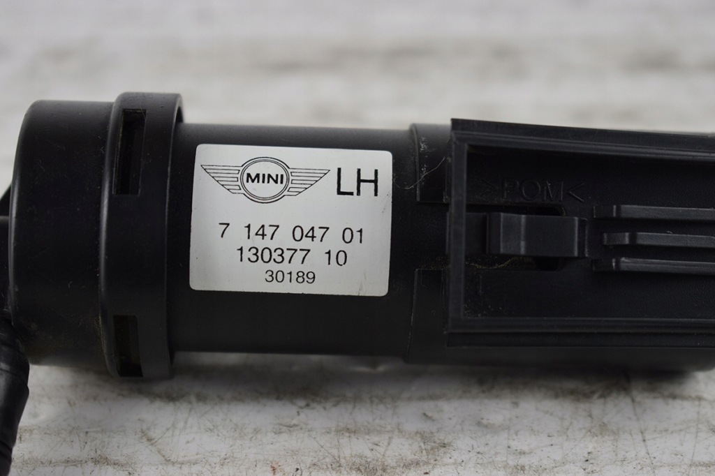 Омыватель лампы ксенон левый mini r50 7147047 Оригинал