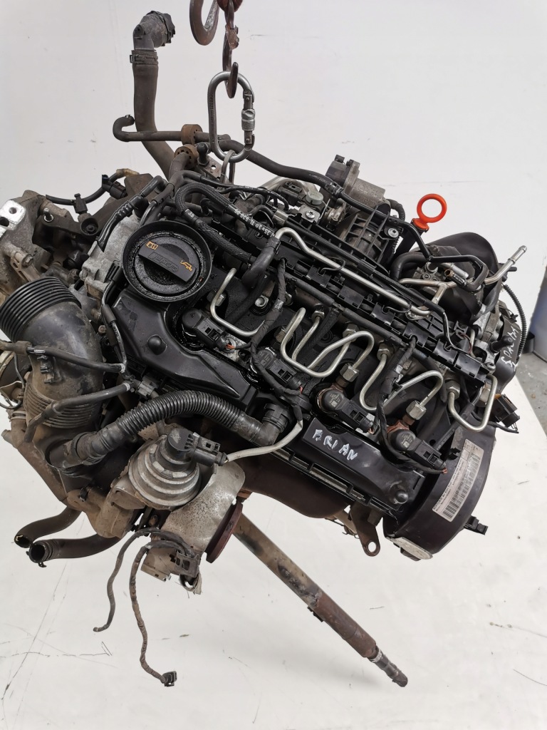 Купити Двигун комплектний  vw seat skoda audi 1.6 tdi cay