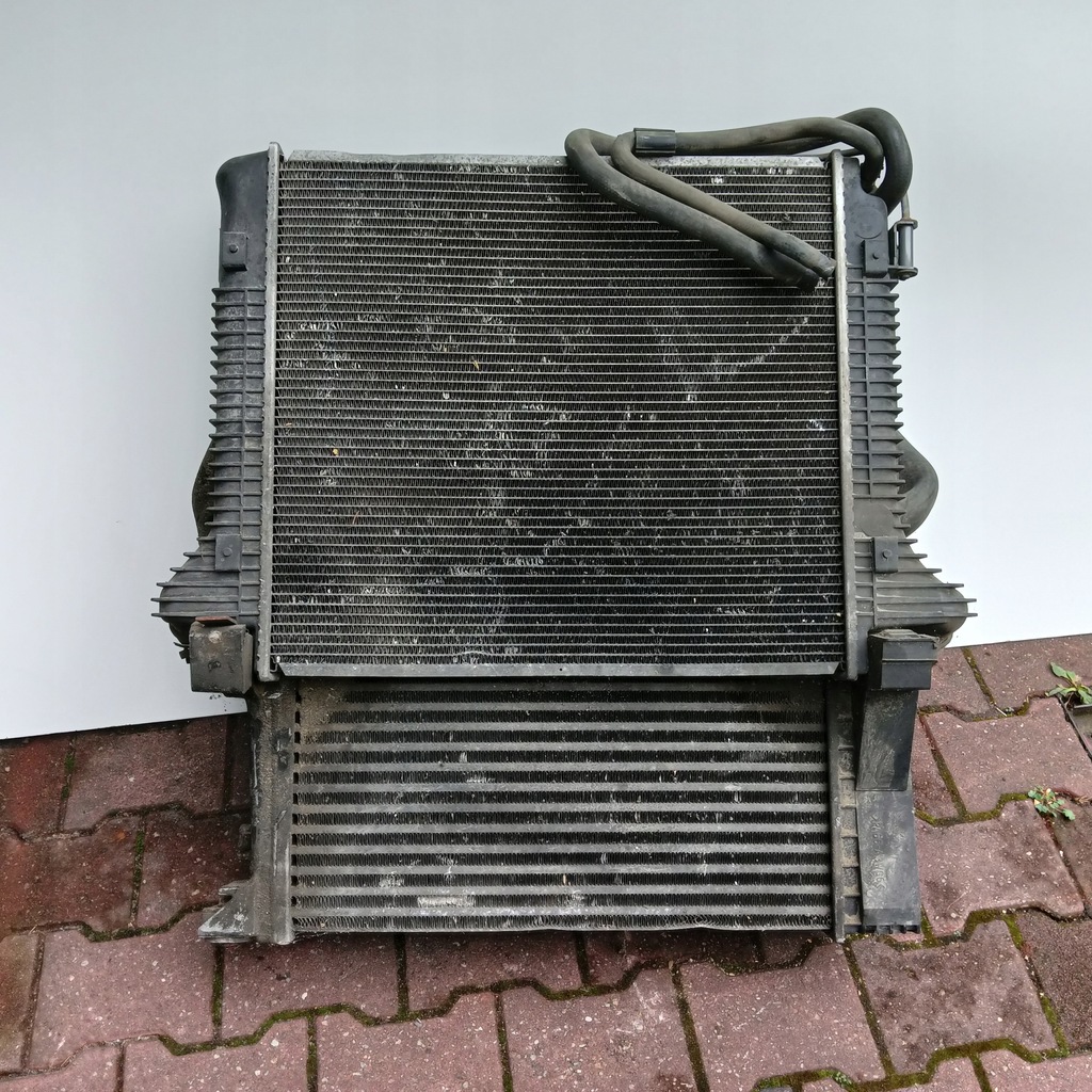 фото №4, Mercedes atego axor радиатор интеркулер комплект