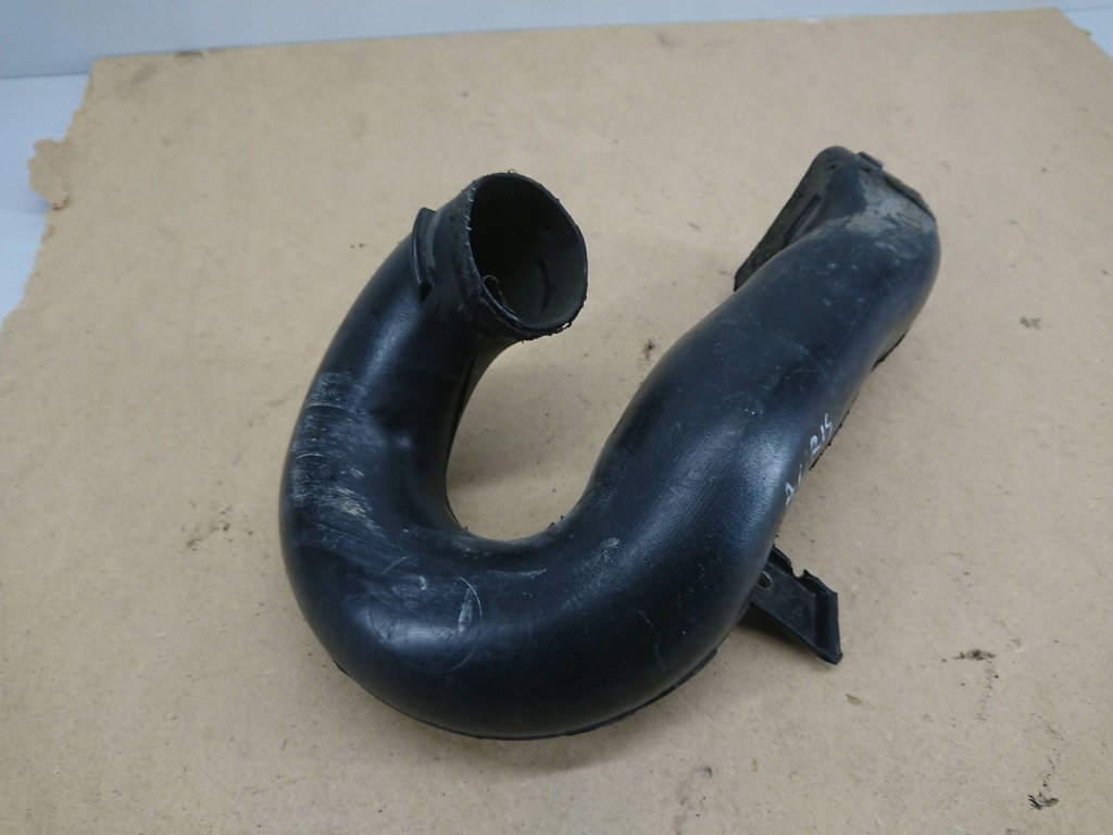 фото №5, Toyota auris частина труби впуску повітря