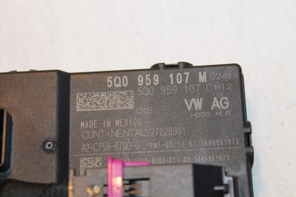 фото №11, Vw touran 5ta кришка багажника електрична kpl 5q0959107m