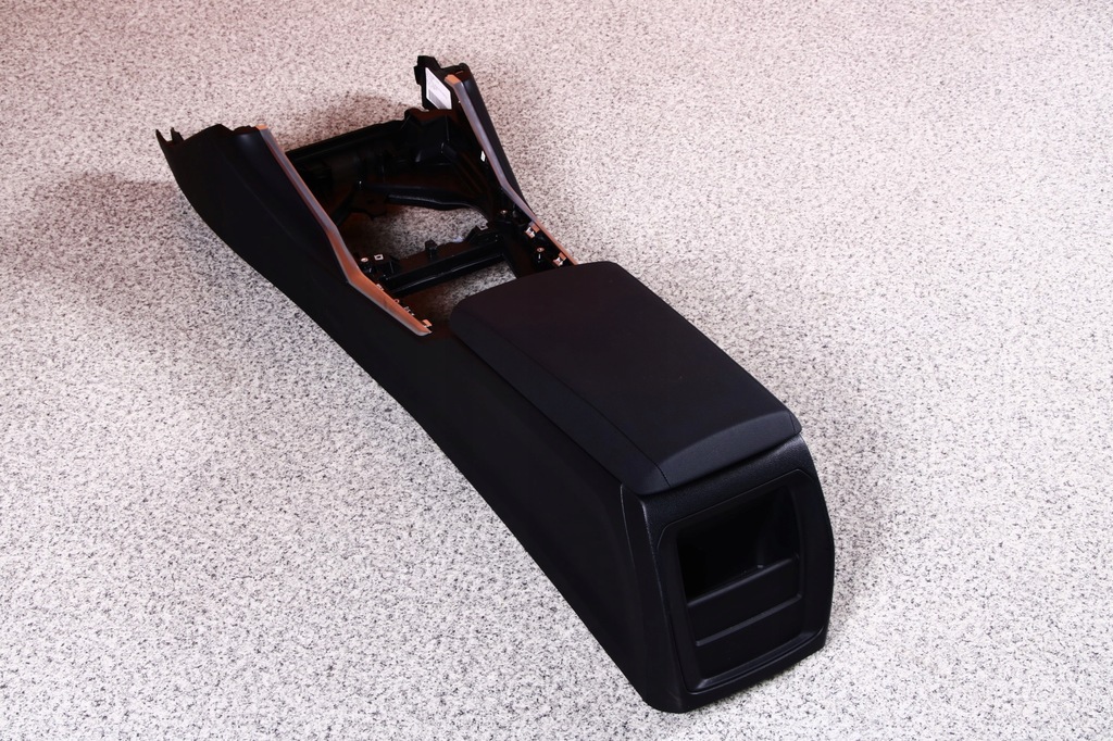 фото №6, Bmw g20 g21 - тунель середній підлокітник чорний