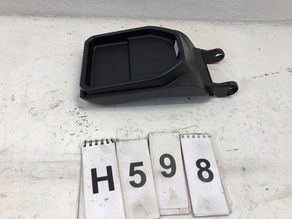 фото №1, Volvo xc90 вкладыш бардачка 04-14