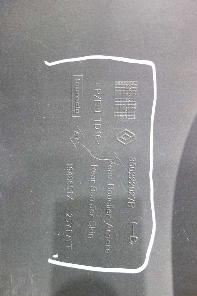 фото №8, Бампер задняя dacia duster ii 2 17- 4pdc 850222027r