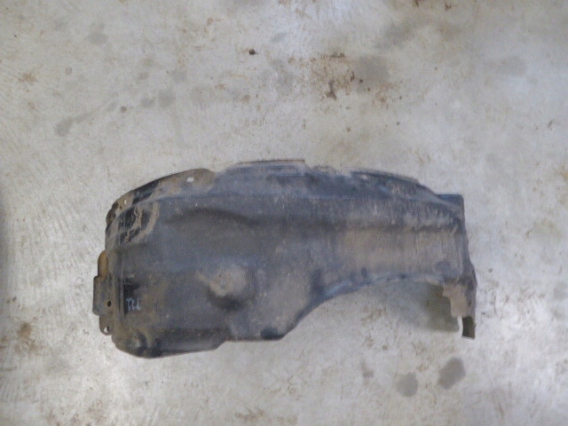 фото №6, Toyota avensis t22 подкрылок перед левая