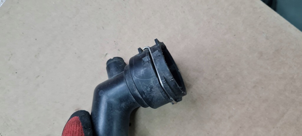 фото №10, A4 b9 8w шланг wąż wody 2.0 tdi 8w0122293h a5 8w