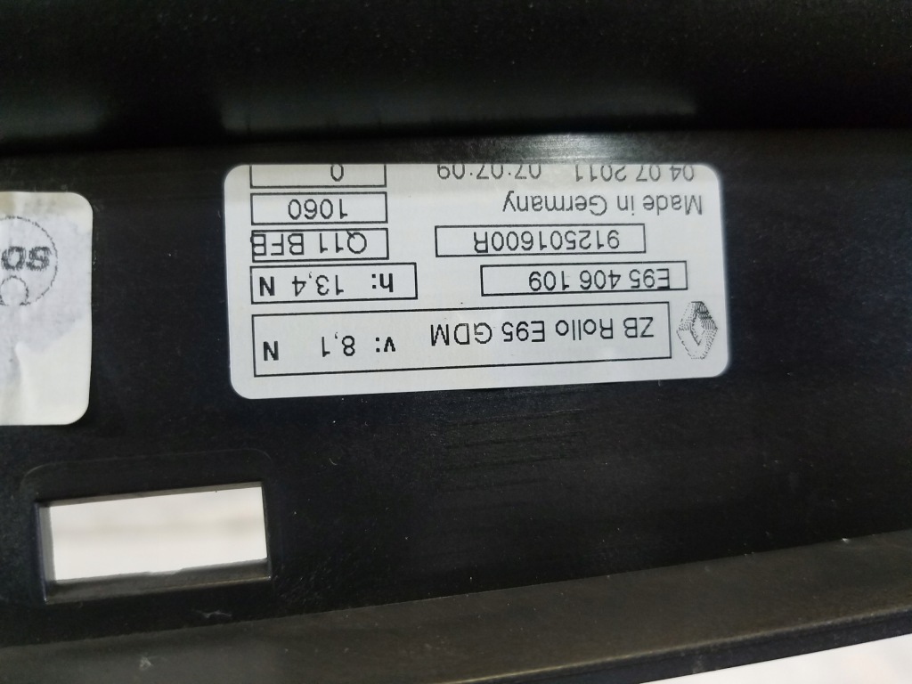 Шторка крышки задний  renault megane 3 кабриолет  cc Недорого