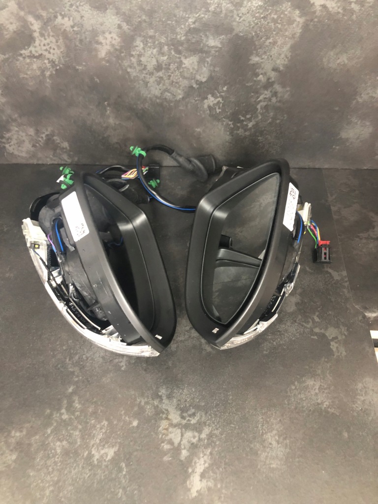 Passat b8 дзеркало праве 9+2 pin нова uk Ціна