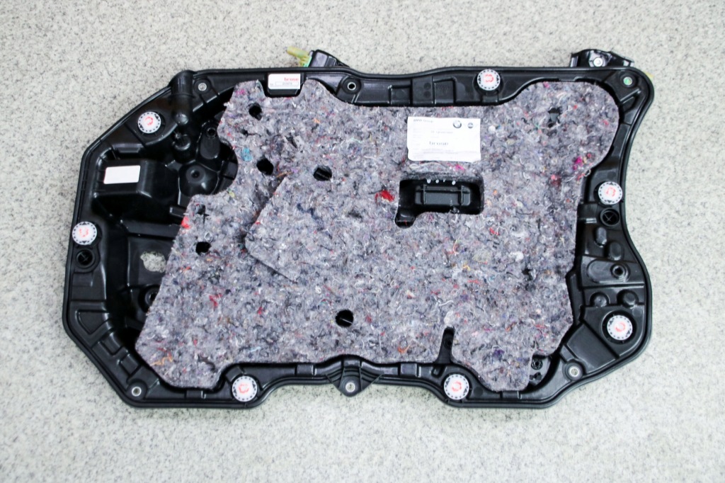 фото №1, Bmw g11 g12 подъемник плита стекло правый перед