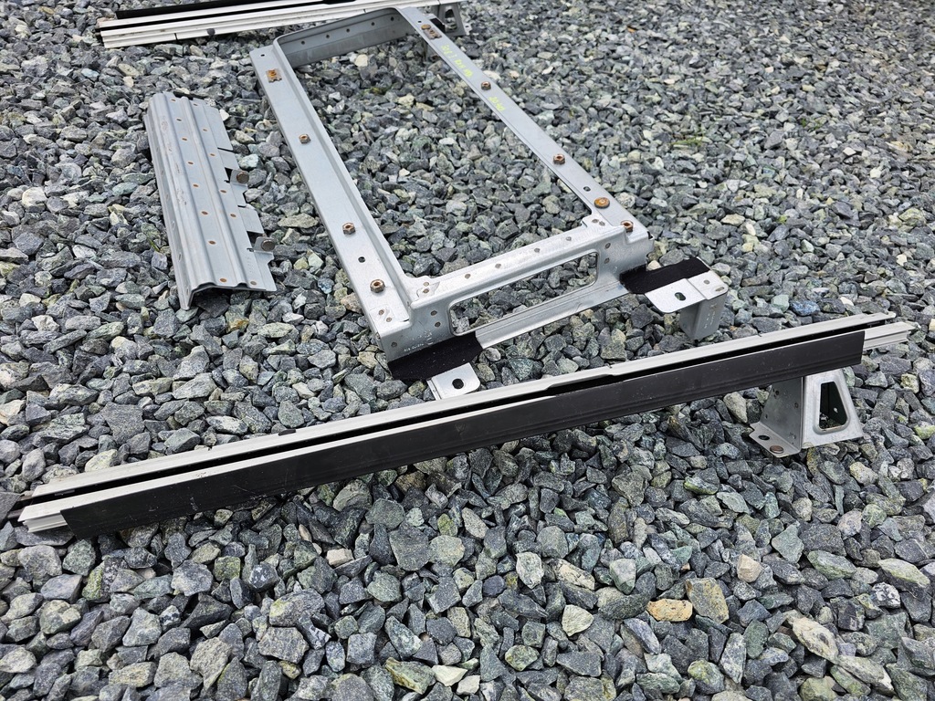 фото №7, Кронштейн каркас аккумулятора 508 rxh гибрид #2040