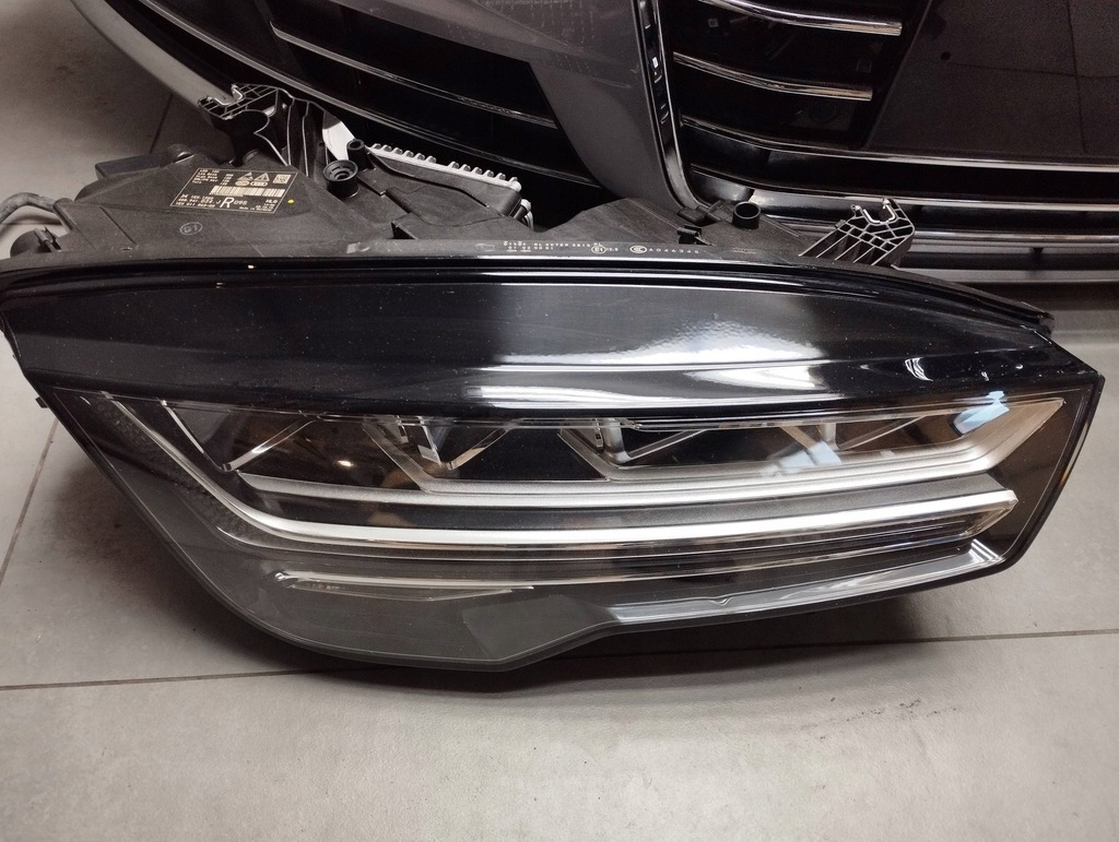 фото №10, Audi a7 4g lift капот бампер лампы крылья lz7g 4g8941033j 4g8941034j