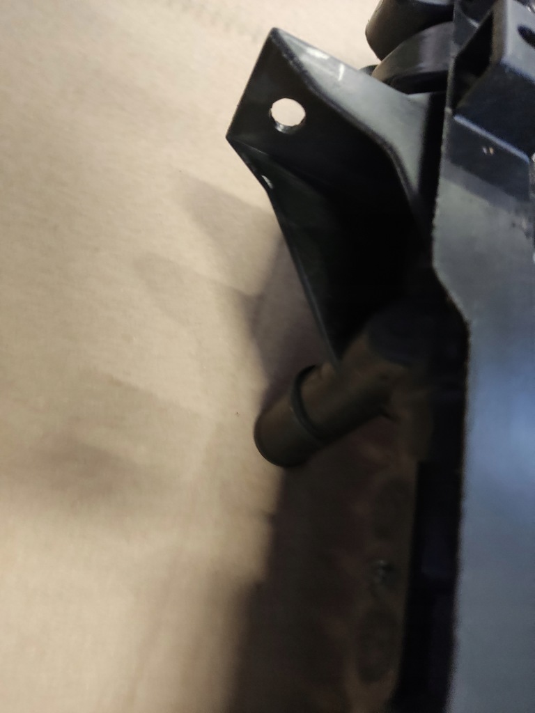 Купить Радиатор воды audi 100 131608-3