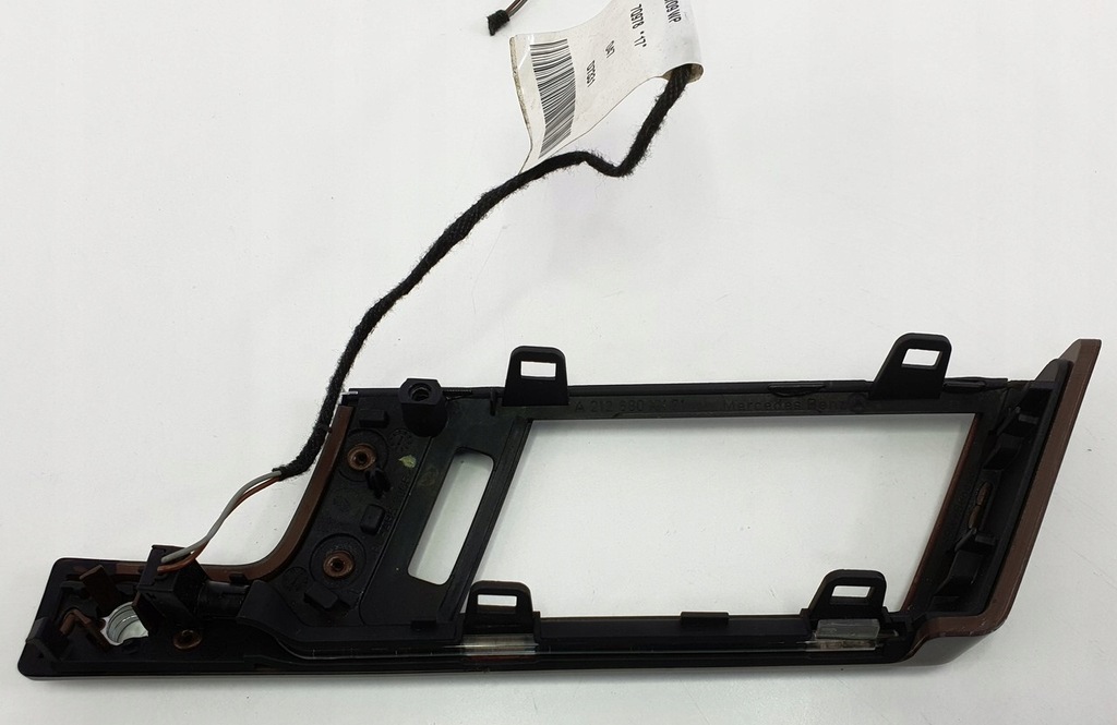 фото №4, Молдинг декоративна консолі mercedes w212 europa