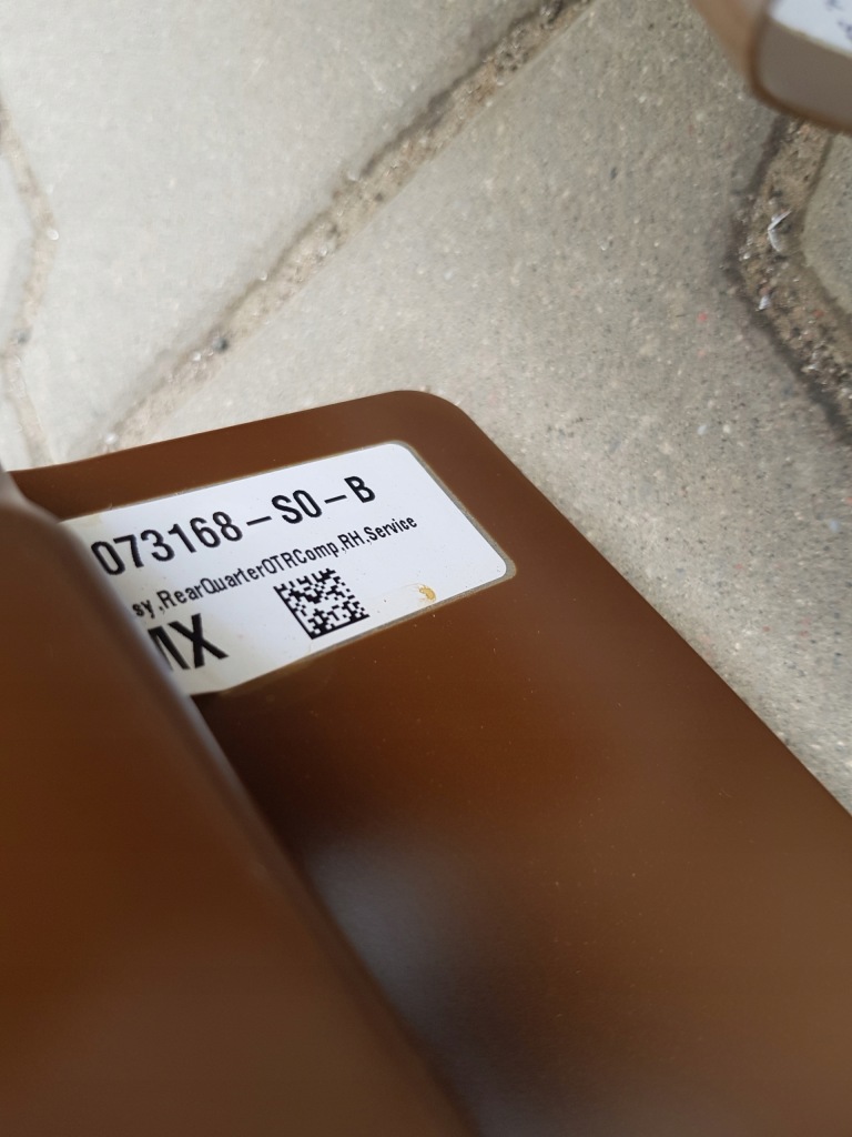 Tesla x крыло  обшивка четверть задняя левое  правый Киев