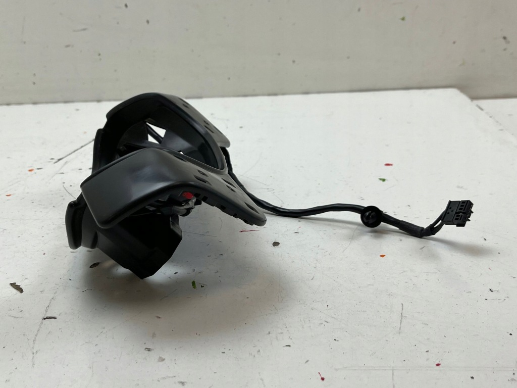 2023 tesla model s другая часть салона 162124200c с Разборки