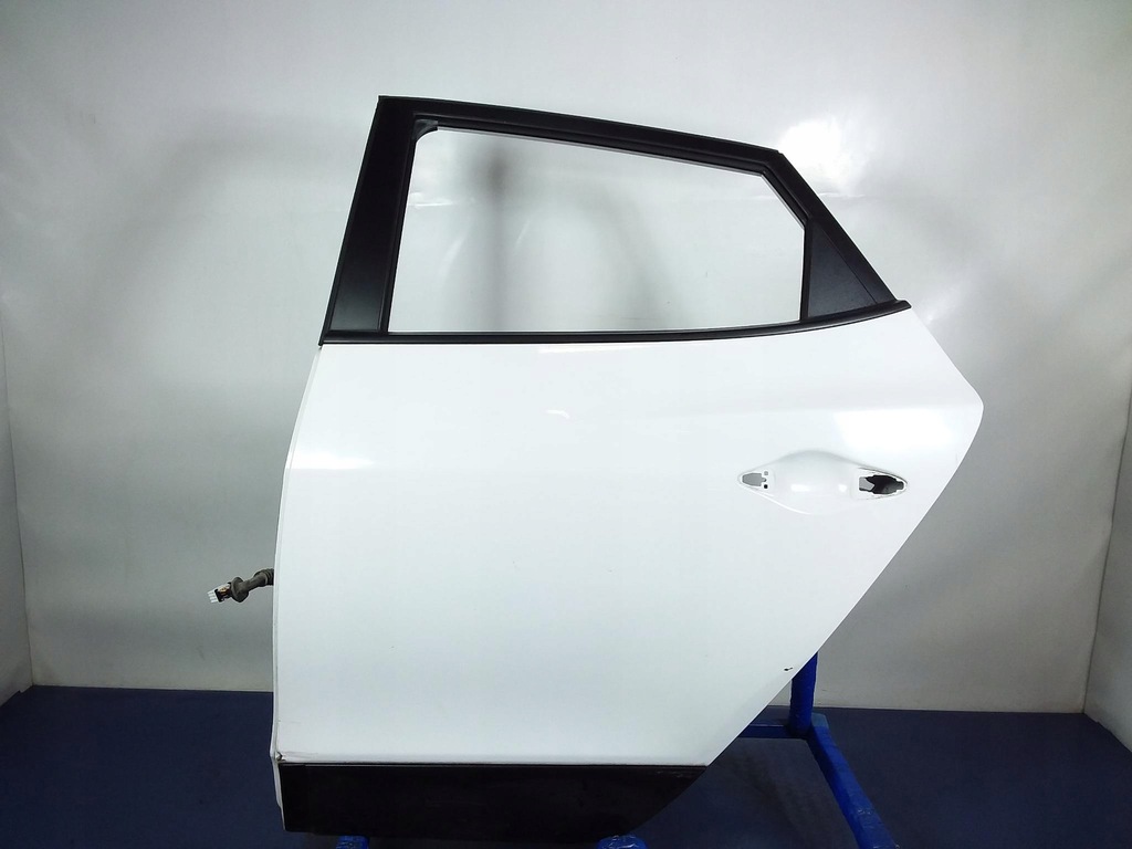 фото №1, Hyundai ix35 i lift дверь задняя левая polar white
