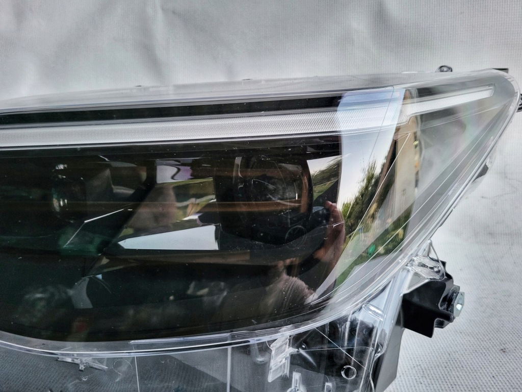 фото №2, Toyota yaris cross matrix led левая od-314 f.v.a.t