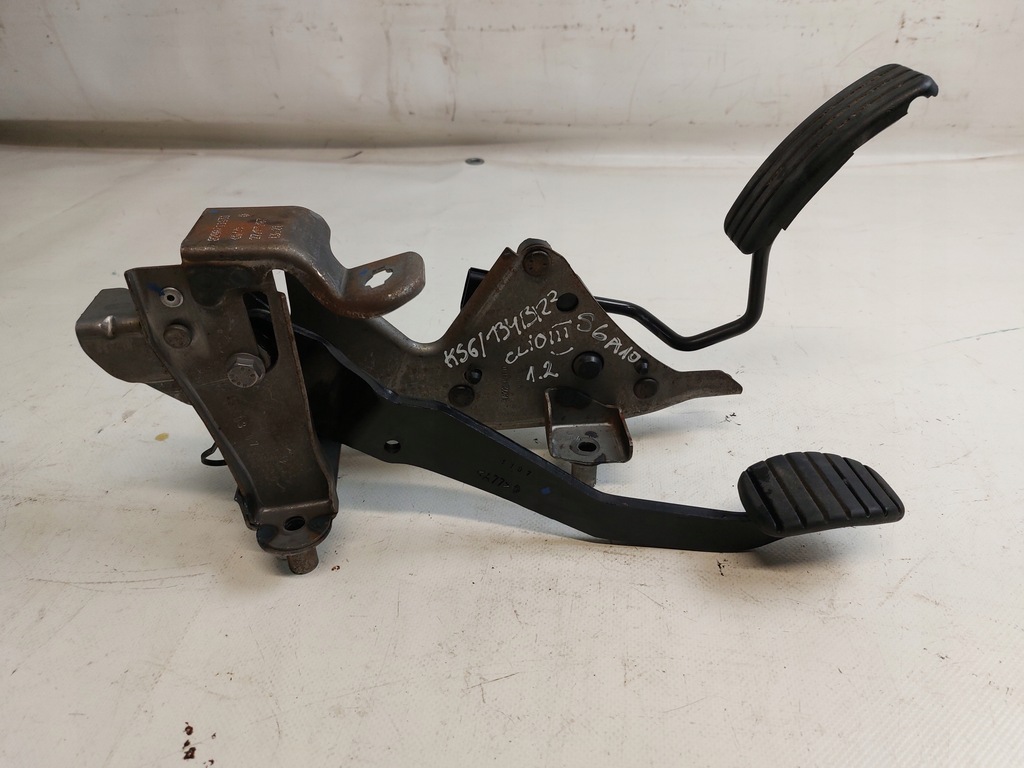 фото №1, Педаль газа тормоза renault clio iii 1.2 16v