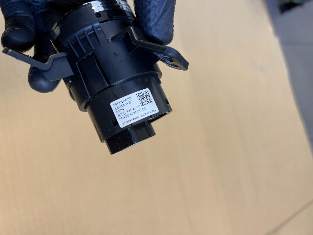 фото №3, Hyundai tucson iii - кнопка запуск - стоп вимикач