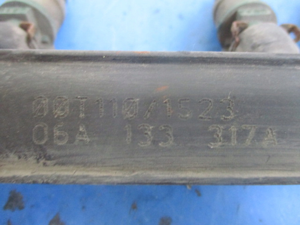 фото №6, Seat leon i toledo ii 1.6 8v молдинг форсунка 4szt 037906031aa