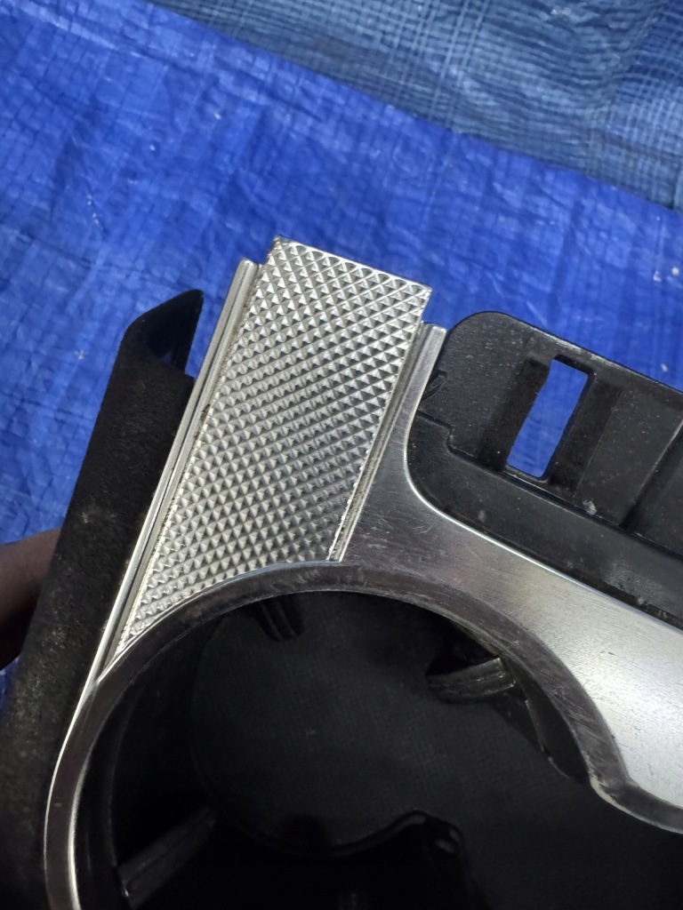 Держатель на кружки ds7 рестайлинг  9810059177 с Разборки