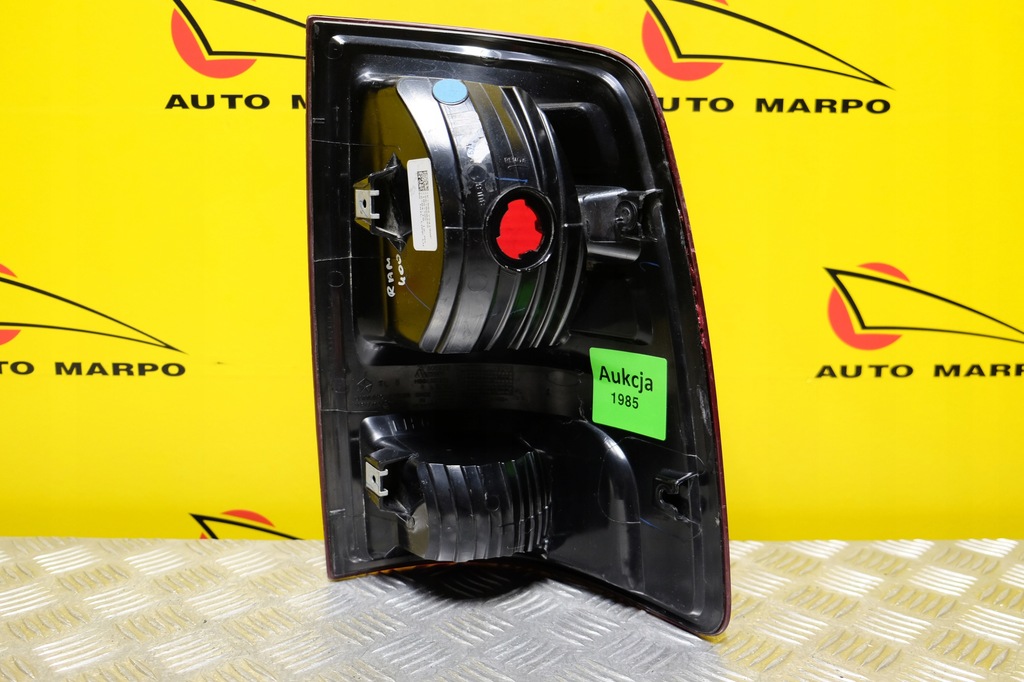 фото №13, Dodge ram 1500 2009- лампа задняя левая задняя usa