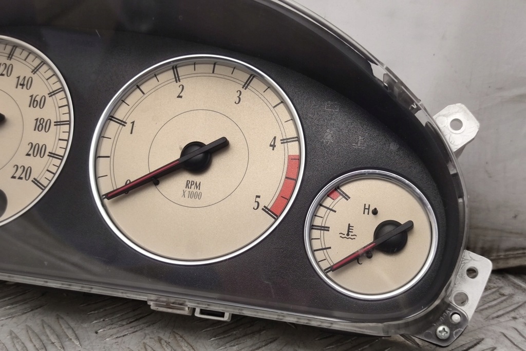 фото №7, Счетчик chrysler voyager iv rg, rs r981ac 2.8l дизель 110kw 2006