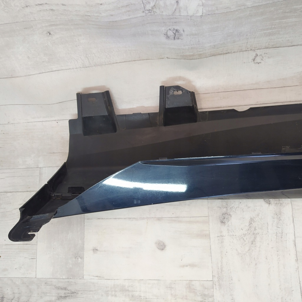 фото №16, Bmw x6 g06 m-pakiet молдинг порог накладка правая 51778069996