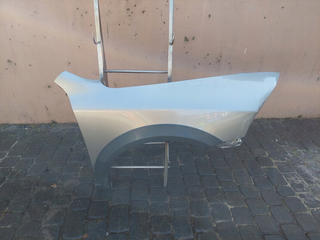 фото №1, Skoda octavia scout ii 2 крыло правый передний rzod rzgów łódź