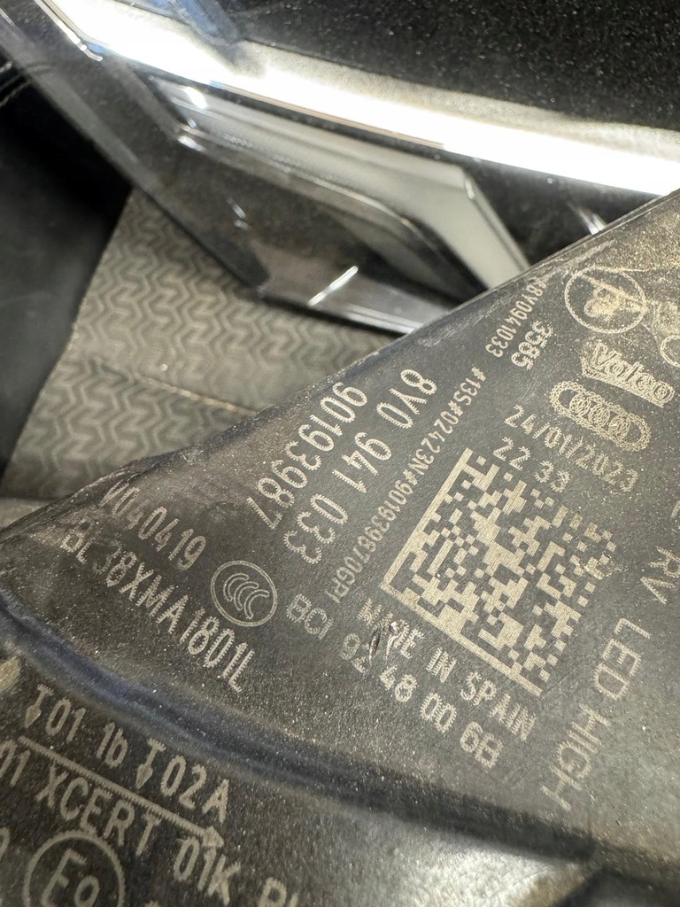 фото №10, Audi a3 s3 8y full led фара левый i правый kpl. 8y0941033a 8y0941034a