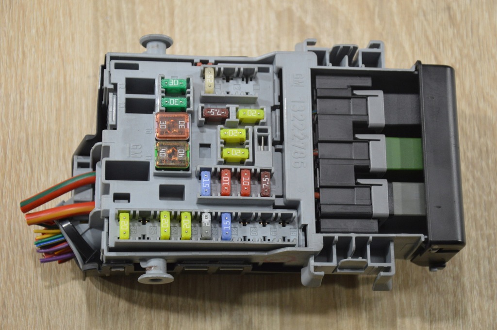 фото №1, Коробка запобіжників chevrolet orlando 2.0 vcdi