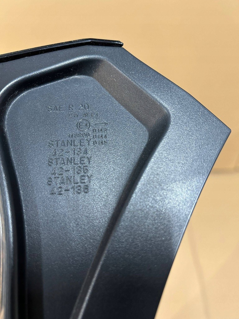 фото №16, Лампа задняя w крышка toyota bz4x 22-