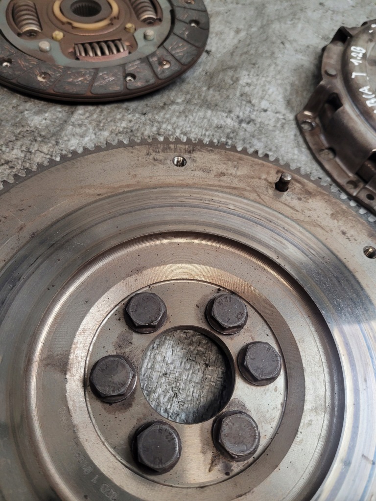 фото №6, Зчеплення колесо маховик оригінальний номер 03d105271 диск притиск skoda fabia i 1.2b 04r.