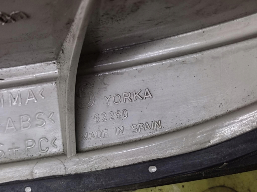 Opel zafira a фара правый  задний Оригинал