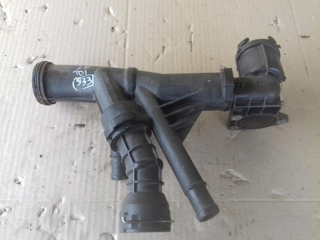 фото №1, Корпус термостата volkswagen passat b8 04l121071