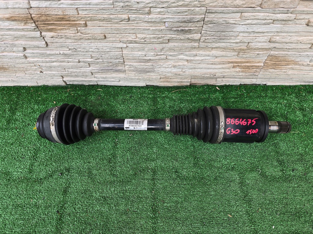 фото №1, Приводной вал bmw 5 g30 g31 8664675