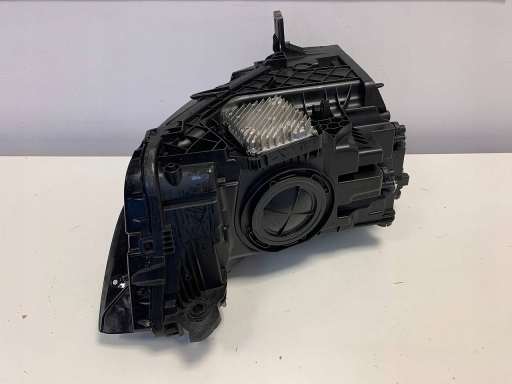 Правый  левая фара фара audi q3 83a дорестайлинг  full led с Разборки