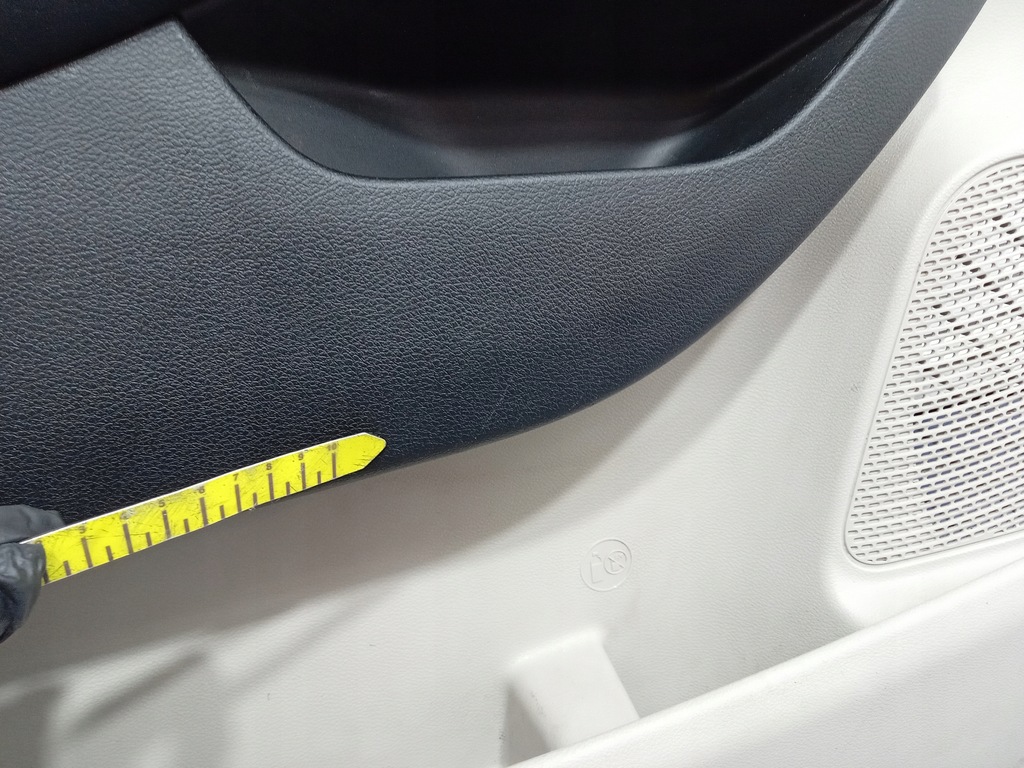 фото №8, Pacifica ii 16- обивка дверь перед левая обшивка 5rp552d2ag