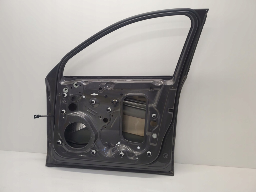 фото №7, Porsche macan lm7s перед сторона права двері