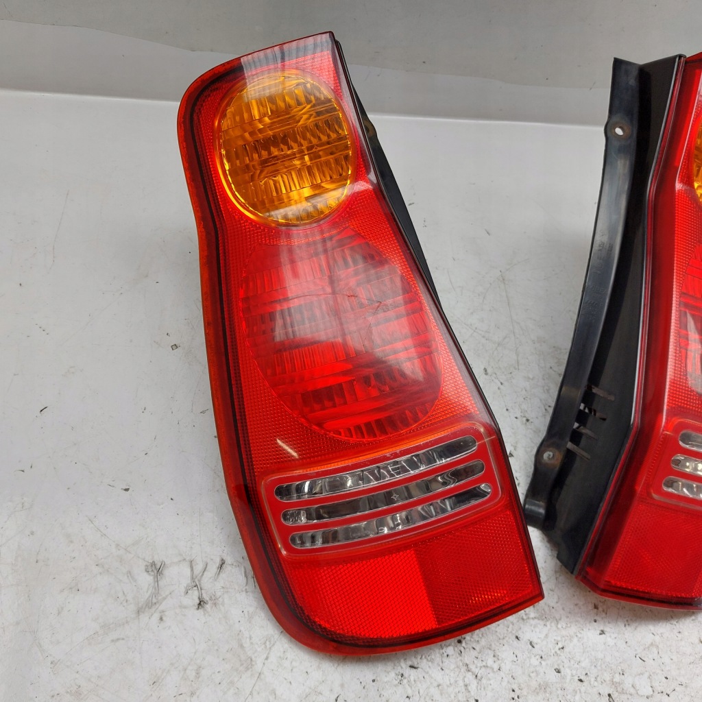 фото №2, Hyundai matrix лампа левая + правая задняя