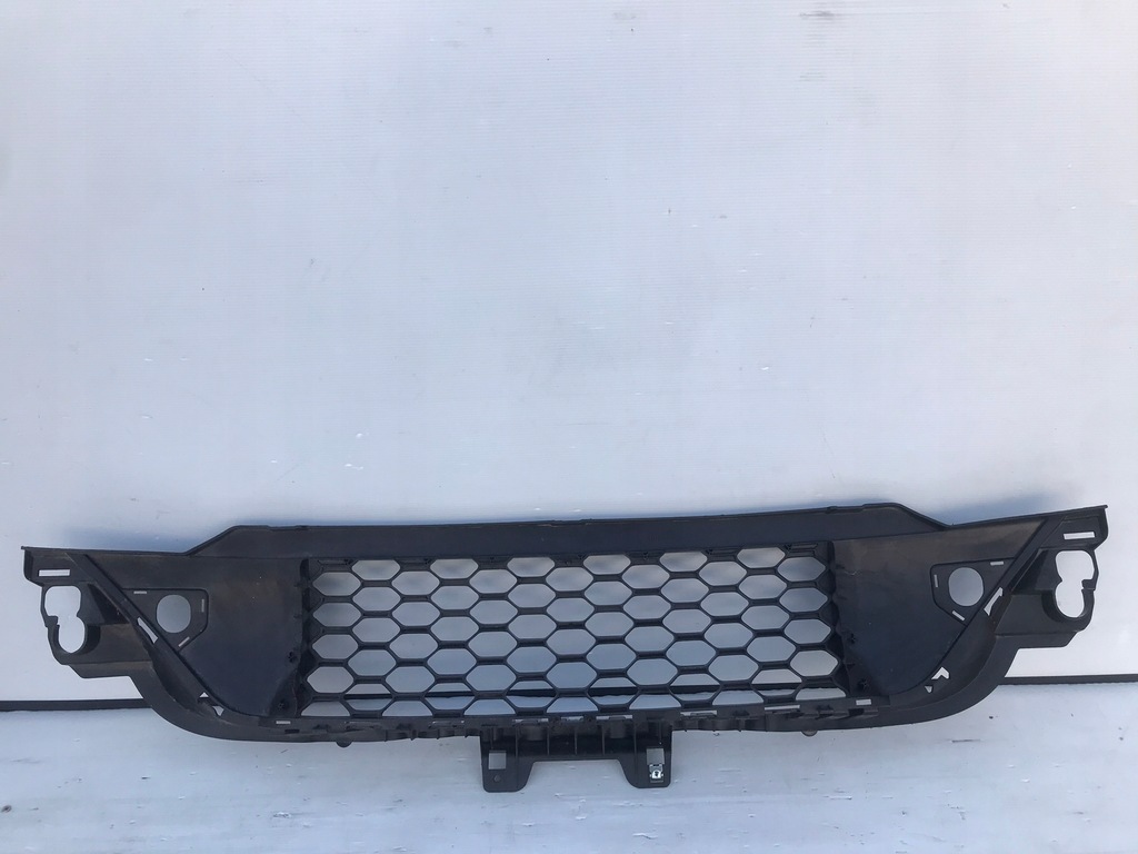 фото №1, Iveco daily vi решётка решётка радиатора бампера перед 2015-