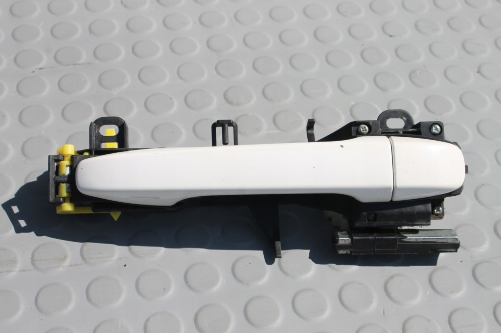 фото №2, Ручка двері правий перед keyless 040 prius iii 09-