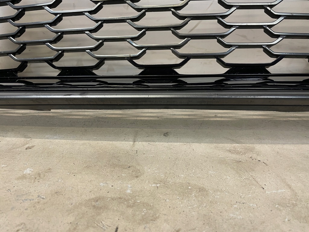 фото №9, Решётка бампера средняя toyota corolla e21 sport