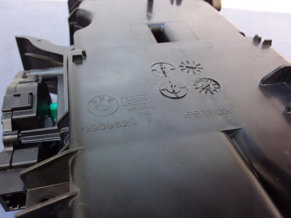 фото №5, Bmw x5 f15 повітрозабірник повітря обігрівача 990952s